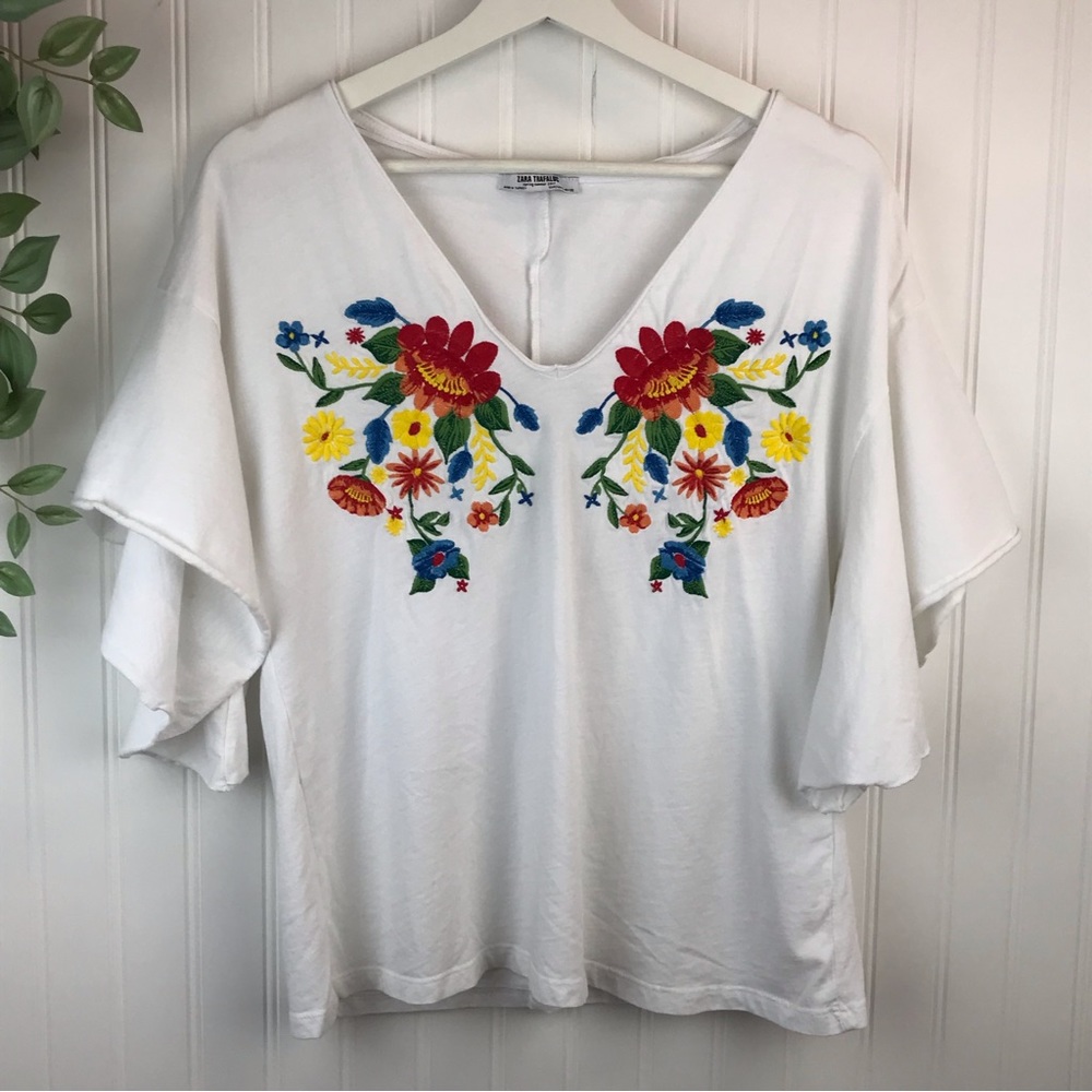Zara Trafaluc Embroidered Floral Shirt, Flutter Sleeves, Oversized, SZ Small